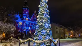 Zimowy Kętrzyn w nocy, styczeń 2024 r. - zdjęcie 7