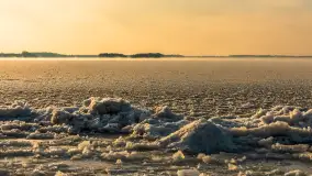 Uroki zimy nad jeziorem Dargin w porcie Dziki Harsz - zdjęcie 30