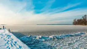 Uroki zimy nad jeziorem Dargin w porcie Dziki Harsz - zdjęcie 3