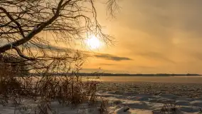 Uroki zimy nad jeziorem Dargin w porcie Dziki Harsz - zdjęcie 4