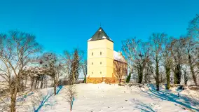 Zamek Krzyżacki, a teraz kościół w Bezławkach w zimowej scenerii, styczeń 2024 r. - zdjęcie 25