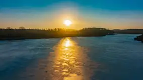 Wschód słońca z resztkami zimy nad jeziorem Siercze, styczeń 2024 r. - zdjęcie 15