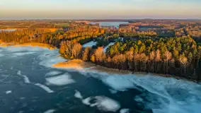 Wschód słońca z resztkami zimy nad jeziorem Siercze, styczeń 2024 r. - zdjęcie 20
