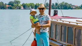 Melanie - replika parostatku, pływająca po Mazurach - zdjęcie 31