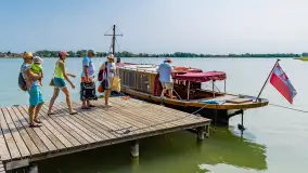 Melanie - replika parostatku, pływająca po Mazurach - zdjęcie 16