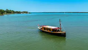 Melanie - replika parostatku, pływająca po Mazurach - zdjęcie 23