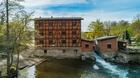 Młyn wodny i jaz we wsi Krutyński Piecek, kwiecień 2024 r. - zdjęcie 11