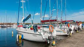 Słoneczne popołudnie w Marina Sośnica w Rynie, kwiecień 2024 r. - zdjęcie 34