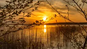 Zachód słońca nad jeziorem Święcajty, kwiecień 2024 r. - zdjęcie 21