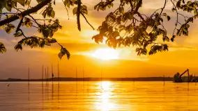 Zachód słońca nad jeziorem Niegocin, kwiecień 2024 r. - zdjęcie 19