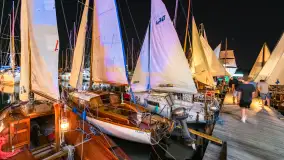 XXV Zlot Klubu Jacht Oldtimer, zdjęcia nocne, sierpień 2024 r. - zdjęcie 30