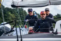 Polska Liga Sterników w Jeziorak Yacht Club: Innowacyjny Inkubator Żeglarstwa Regatowego - zdjęcie 15