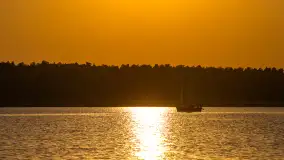 Mazury przed zachodem słońca nad jeziorem Śniardwy i Mikołajskie, wrzesień 2024 r. - zdjęcie 19