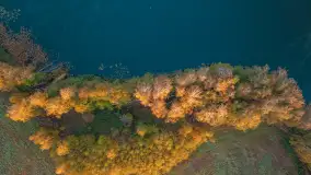 Jezioro Iławki z lotu ptaka o wschodzie słońca, październik 2024 r. - zdjęcie 24