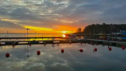 Wschód słońca PTTK Wilkasy, Niegocin, grudzień 2024 r.