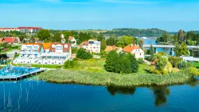 Mikołajki i okoliczne jeziora z drona, wrzesień 2024 r. - zdjęcie 18