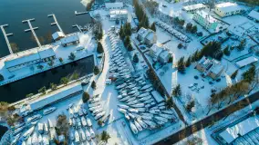 Jezioro Kisajno, Tajty, Piękna Góra w zimowej scenerii z drona - zdjęcie 17