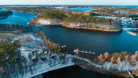 Zimowe jezioro Tajty i okolice z drona, styczeń 2025 r. - zdjęcie 2