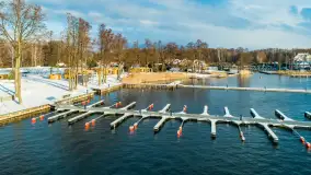 Zimowa zatoka Tracz na zdjęciach z lotu ptaka, styczeń 2025 r. - zdjęcie 1