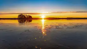 Wschód słońca nad jeziorem Święcajty w Kolonii Rybackiej - zdjęcie 9