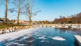 Przystań Nautica w zimowej scenerii, luty 2025 r. - zdjęcie 4