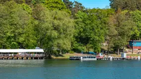 Jezioro Czos, Mrągowo widziane z wody, maj 2025 r. - zdjęcie 34