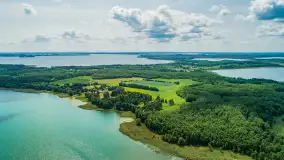 Jezioro Harsz położone blisko północnych szlaków WJM z drona - zdjęcie 23