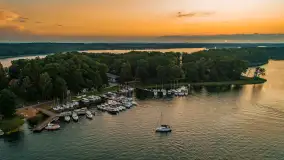 Zachód słońca nad jeziorem Kisajno, Łabędzi Ostrów, lipiec 2025 r. - zdjęcie 17