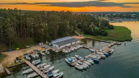 Resort Niegocin po zachodzie słońca na zdjęciach, sierpień 2025 r. - zdjęcie 2