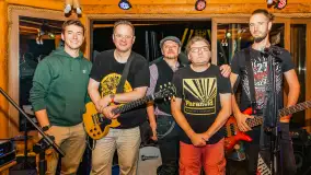 Jack Sparrow Band w tawernie Rozbitek, sierpień 2025 r. - zdjęcie 6