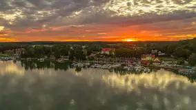 Ryn z lotu ptaka o zachodzie słońca, sierpień 2025 r. - zdjęcie 41