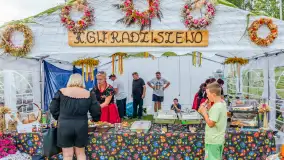 Dożynki Parafialno‑Gminne w Pozezdrzu, sierpień 20225 r. - zdjęcie 30