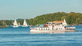 Żagle i ruch na jeziorze Kisajno, ostatnie dni lata, wrzesień 2025 r. - zdjęcie 33