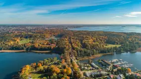 Jesień nad jeziorem Kisajno w Pięknej Górze, październik 2025 r. - zdjęcie 24