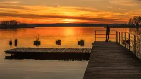 Zachód słońca nad jeziorem Gołdopiwo, listopad 2025 r. - zdjęcie 44