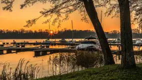 Zachód słońca, końcówka kolorów jesieni w Sztynorcie, listopad 2025 r. - zdjęcie 13