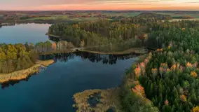 Zachód słońca nad jeziorem Gołdopiwo z drona, listopad 2025 r. - zdjęcie 17