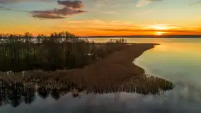 Zachód słońca nad jeziorem Gołdopiwo z drona, listopad 2025 r. - zdjęcie 8
