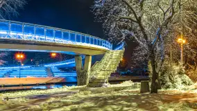 Nocne i zaśnieżone Giżycko, listopad 2025 r. - zdjęcie 3