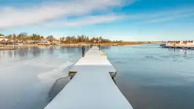 Zimowa sceneria w AZS Wilkasy nad Niegocinem, grudzień 2025 r. - zdjęcie 41