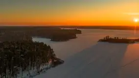 Zachód słońca nad jeziorem Nidzkim, Ruciane Nida z drona, styczeń 2026 r.  - zdjęcie 13