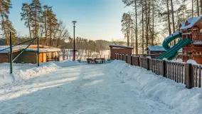 Wodnik nad jeziorem Nidzkim w zimowej scenerii, styczeń 2026 r. - zdjęcie 10