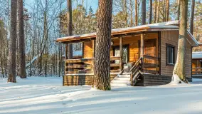 Wodnik nad jeziorem Nidzkim w zimowej scenerii, styczeń 2026 r. - zdjęcie 36