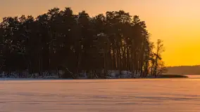 Zachód słońca nad jeziorem Nidzki, Pod Dębem, styczeń 2026 r. - zdjęcie 7