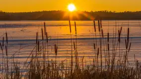 Zachód słońca nad jeziorem Bełdany, luty 2026 r. - zdjęcie 37