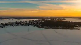 Zachód słońca nad jeziorem Kisajno z drona, Pierkunowo, luty 2026 r. - zdjęcie 21