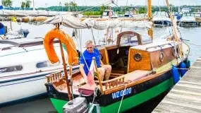 Oldtimery na wodzie w Giżycku: koncert, regaty i parada - zdjęcie 8