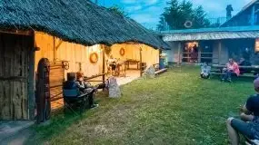 Zdjęcia: Bandik Władek Świeczkowski wystąpił w porcie Tło Dla Mew - zdjęcie 17