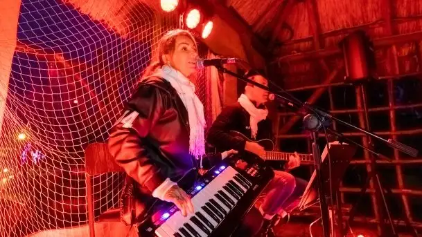 Zdjęcia: oJ Tam wystąpił w Melodiach w Tle... Dla Mew - zdjęcie 6