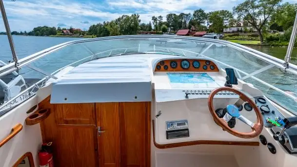 Rejsy luksusowymi jachtami motorowymi - zdjęcie 5